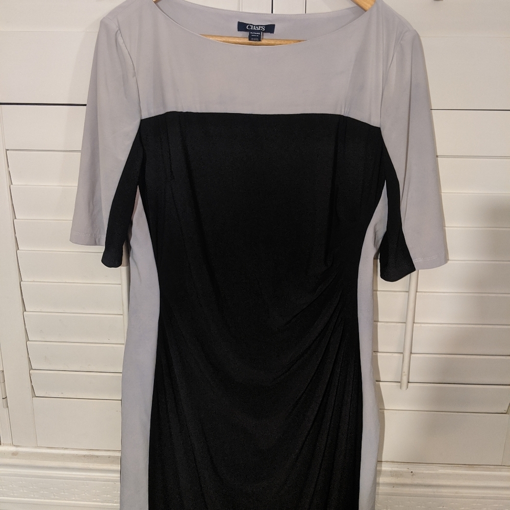 Chaps mid length black/white dress woman's size XL